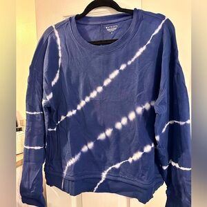 Women’s Athleta Long Sleeve Shirt